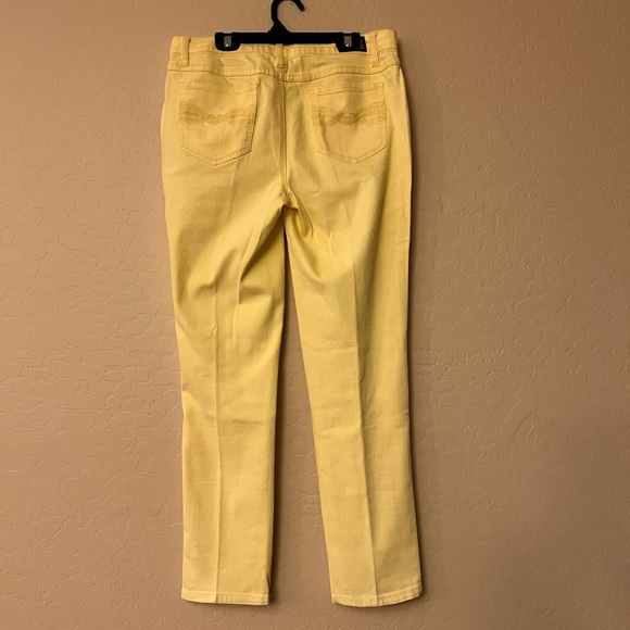 Earl Jean Yellow Straight Fit Jeans - Picture 14 of 16
